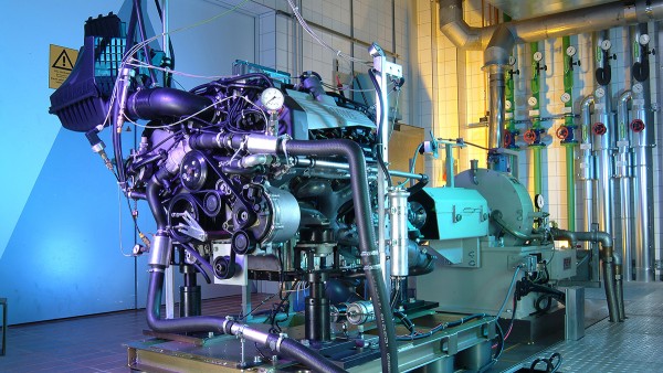 Soluções industriais Schaeffler para motociclos e veículos especiais: Banco de ensaios para motores