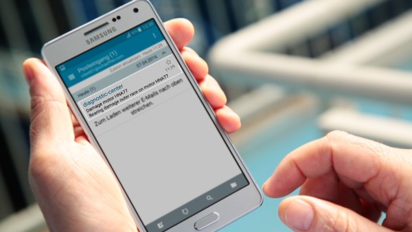 Os operadores das máquinas são notificados por e-mail através do serviço digital do “ConditionAnalyzer” e podem aceder muito facilmente a estas notificações a partir dos seus dispositivos móveis.
